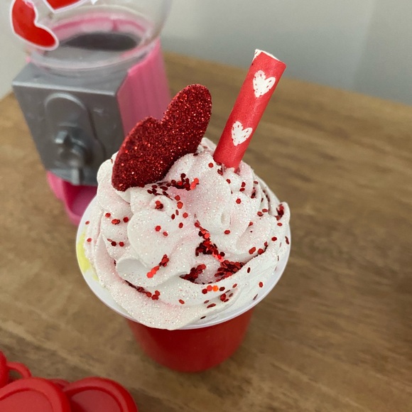 Valentines Day tiered tray bundle - Picture 6 of 9